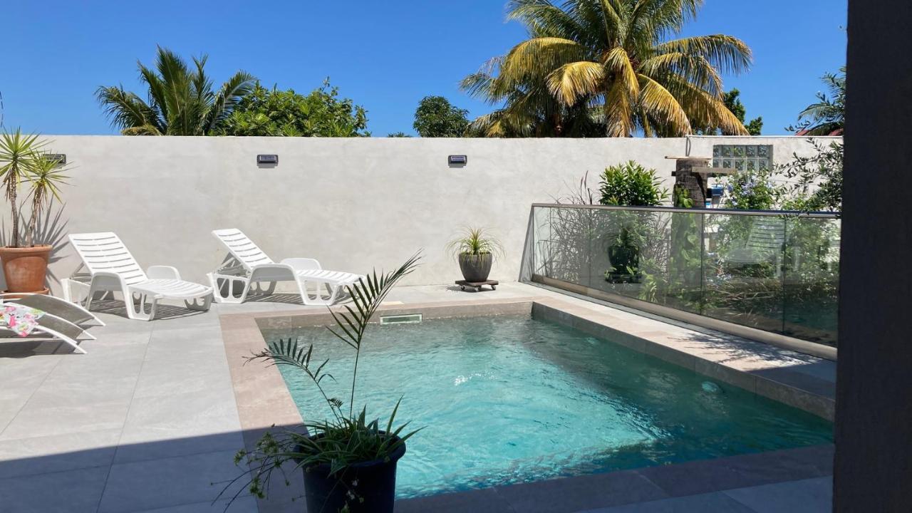 סן-פייר 2 Chambres Avec Piscine Dans Maison Creole מראה חיצוני תמונה